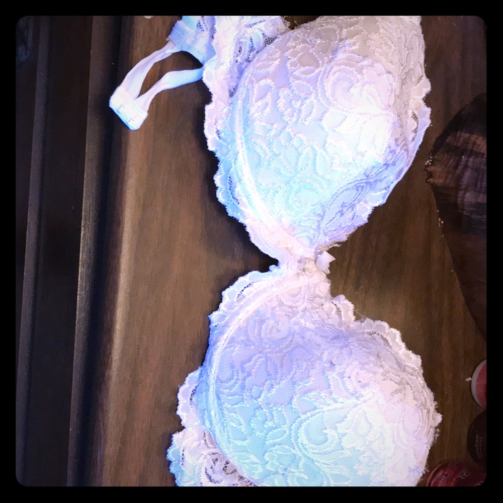 White lace bra
